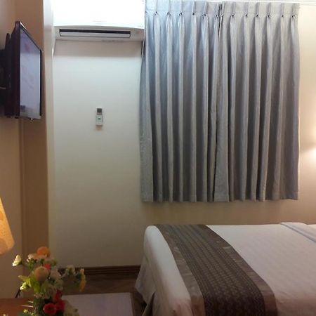 Grand Laurel Hotel Rangun Zewnętrze zdjęcie