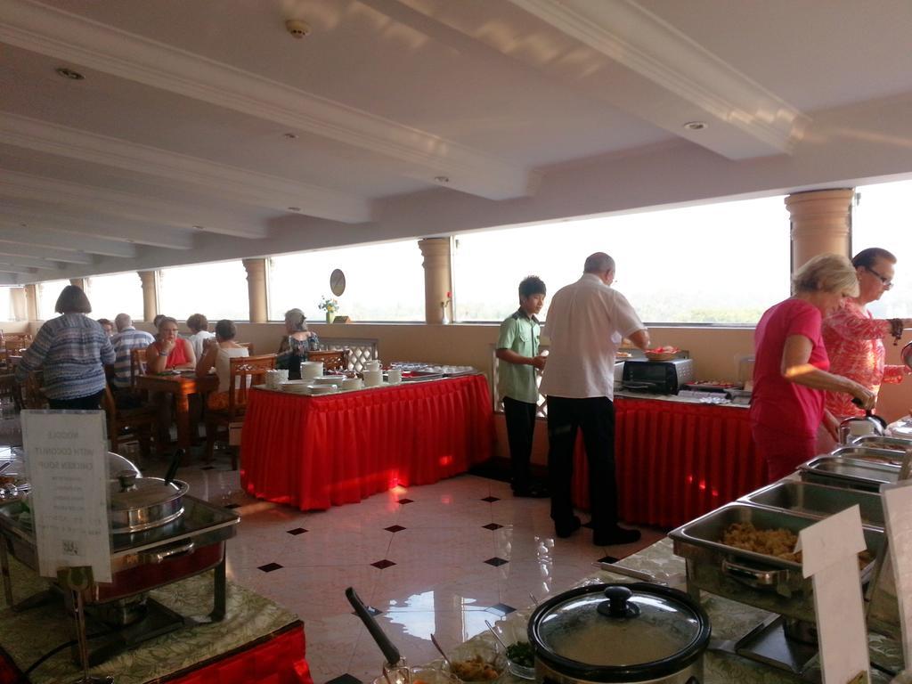 Grand Laurel Hotel Rangun Zewnętrze zdjęcie