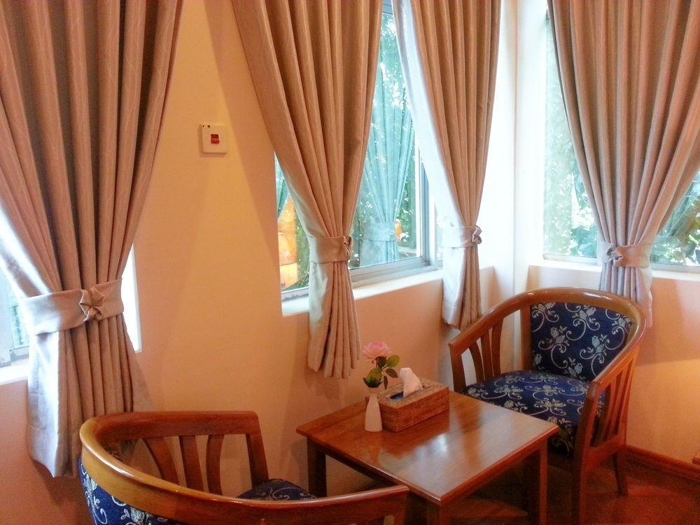 Grand Laurel Hotel Rangun Zewnętrze zdjęcie