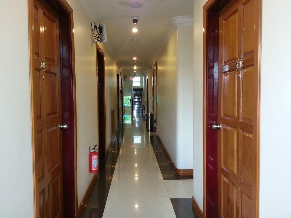 Grand Laurel Hotel Rangun Zewnętrze zdjęcie