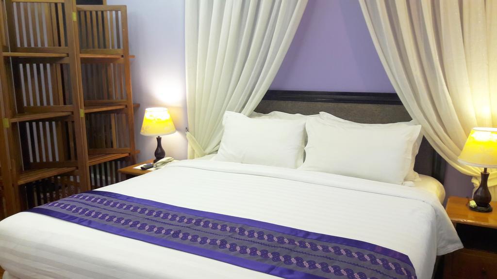 Grand Laurel Hotel Rangun Zewnętrze zdjęcie