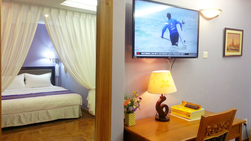 Grand Laurel Hotel Rangun Zewnętrze zdjęcie